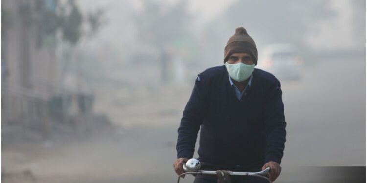 Winter Turns Toxic in Bihar as Smog Spreads Across 15 Cities — Hajipur and Patna Struggle to Breathe
