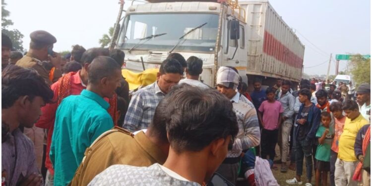 Five Killed and Eight Critical After Truck and Auto-Rickshaw Collide in Bihar