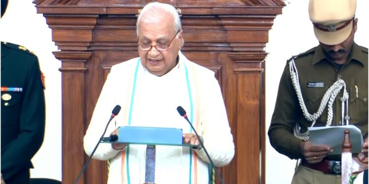 Sound System Malfunction in Assembly’s Central Hall Disrupts Governor’s Address, Staff in a Flurry