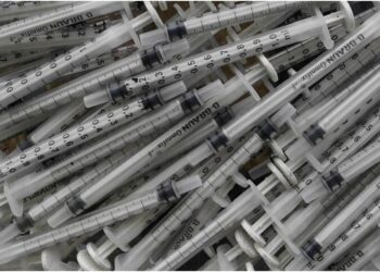 Three Traffickers, Including Woman, Caught in Patna Selling “Dry Drugs” to Students with 151 Injections