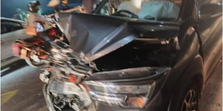 Suspected Assassination Plot Against MLC Banshidhar Brajwasi: Truck Hits Car at Check Post, Driver and Bodyguard Narrowly Escape