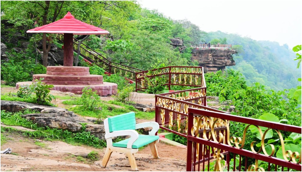 Celebrate New Year at Bihar’s Scenic Picnic Spot, a Unique Blend of Religion and Nature