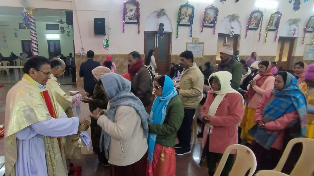 Patna Wakes to Christmas as Churches Host Midnight Mass and City Celebrates the Day of Christ’s Birth