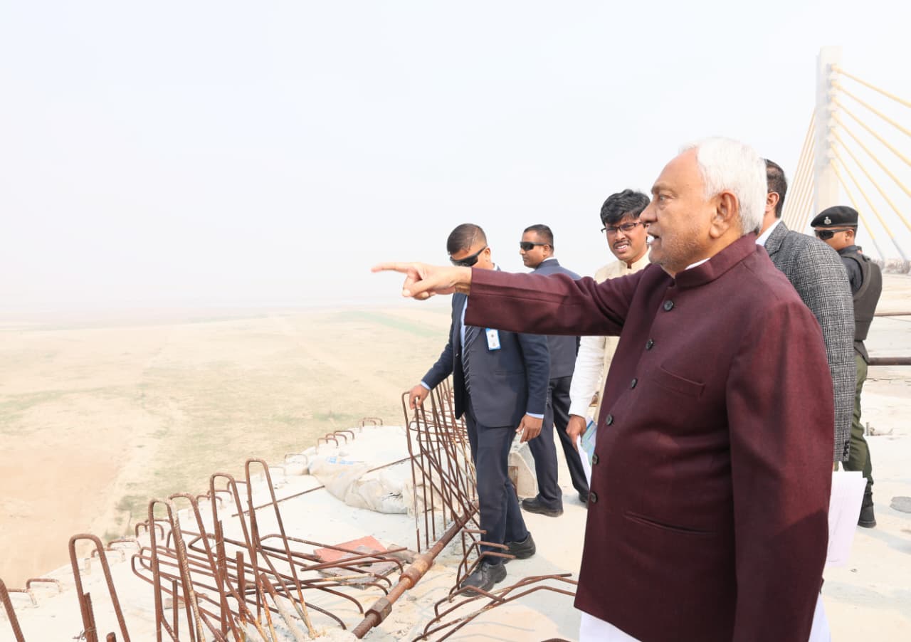 Bihar CM Nitish Kumar Reviews Progress on Second Phase of Kacchi Dargah–Bidupur Ganga Bridge