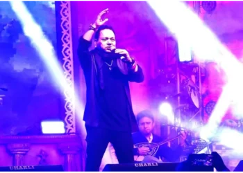 Music Meets Memory as Kailash Kher Performs Amid Rajgir’s Ancient Hills