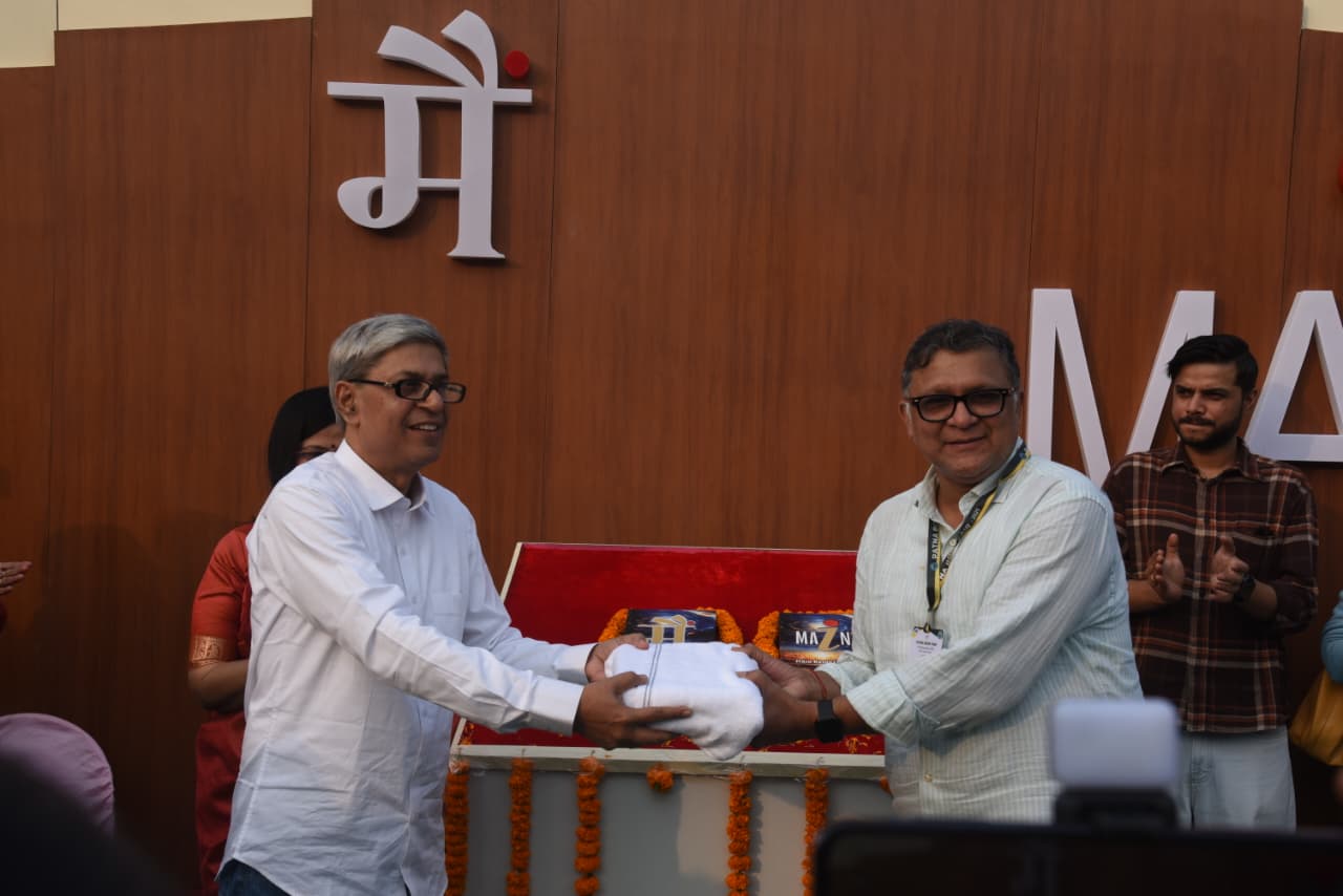 The Rs 15-Crore Question: What Makes Ratneshwar’s ‘I’ India’s Most Expensive Book at Patna Book Fair?