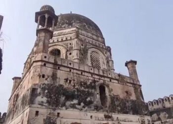 Mughal era tomb structure in aurangabad bihar