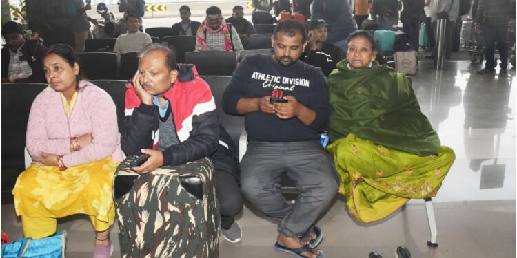 Chaos at Patna Airport as 36 Flights Cancelled Amid IndiGo Disruptions