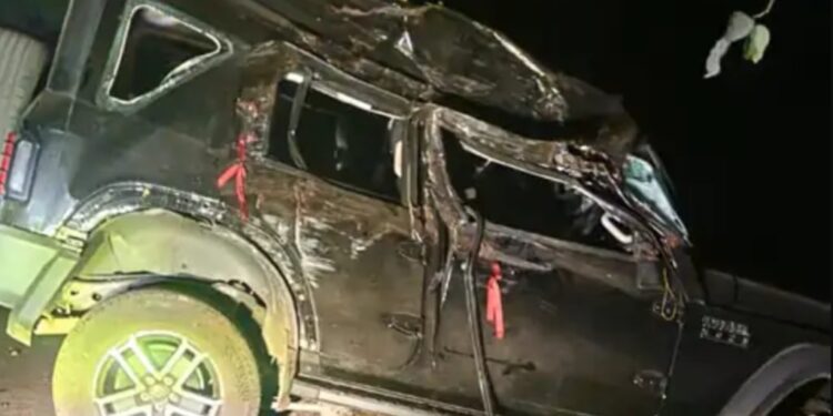 Thar SUV Crashes into Forest on Valmikinagar Road; Young Man Hospitalised by Naurangia SHO