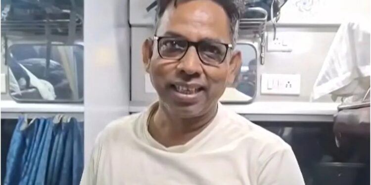 Rat Bites Former MLA in First AC on Rajendranagar–Banka Intercity, Raising Serious Safety Concerns