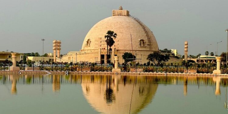 New Year Tourism Surge in Bihar as Vaishali’s Buddha Memorial Stupa Becomes a Major AttractionNew Year Tourism Surge in Bihar as Vaishali’s Buddha Memorial Stupa Becomes a Major Attraction