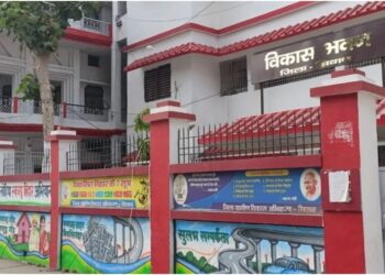 Housing Checks Begin in Siwan as Over 2.4 Lakh Rural Families Come Under Verification