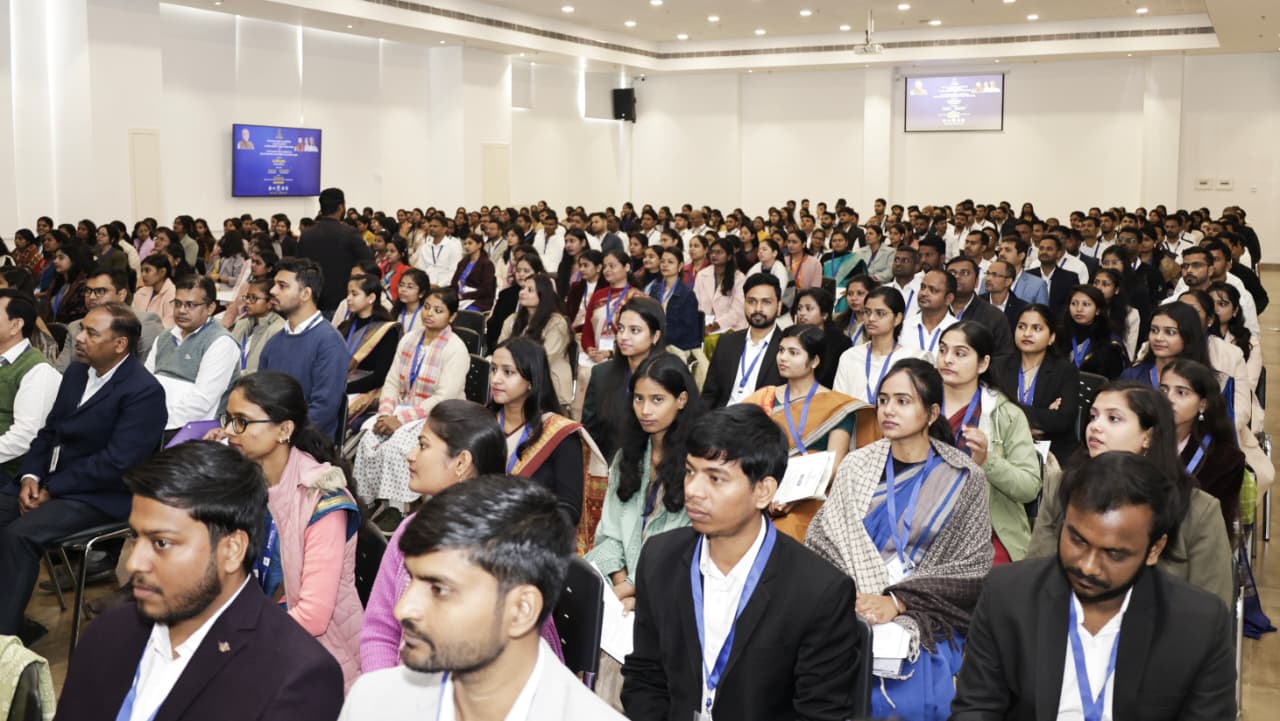 CM Nitish Kumar Distributes Appointment Letters to 2,390 New Employees of Bihar State Power Holding Company