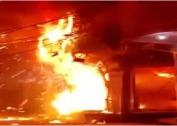 Two Youths from Bihar’s Saran District Die During Treatment After Bengaluru Gas Leak Accident