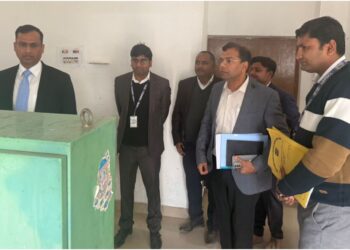 Bihar Energy Secretary Carries Out Surprise Inspection of Majhauliya and Madhopur Power Substations