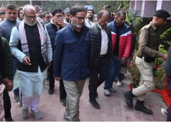 NEET Aspirant’s Death in Patna Hostel Prompts SIT Probe; Prashant Kishor Meets Police Over Family Grievances