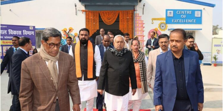 CM Nitish Kumar Reviews Development Schemes in East Champaran During Samridhi Yatra, Directs Officials to Expedite Work