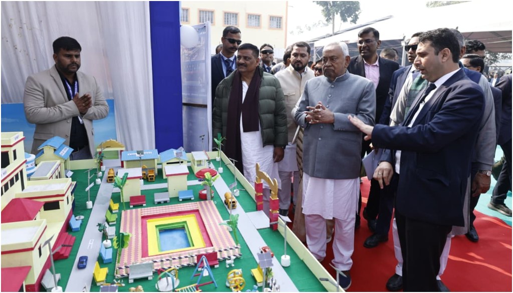 CM Nitish Kumar Launches Major Development Push in Sitamarhi, Lays Foundation for 41 Projects and Inaugurates 26