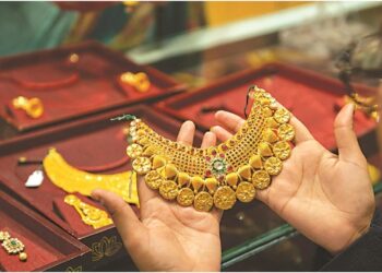 Gold Rises Rs 817 To Rs 1.60 Lakh; Silver Gains Rs 2,080 To Rs 2.63 Lakh Per Kg