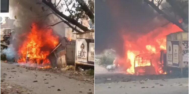 Fire Breaks Out in Seized Vehicles at Gopalpur Police Station, Cars Destroyed as Fire Brigade Responds