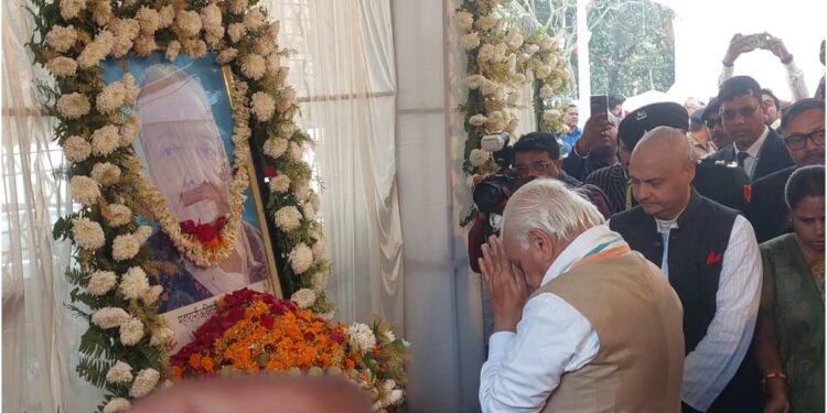 Darbhanga Royals Host Grand Feast Honouring Late Queen, Gifts Silverware and Appliances to Brahmins