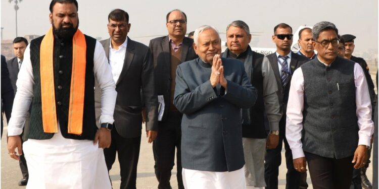 CM Nitish Kumar Visits Chhapra, Launches Women’s Tailoring Centres and Development Schemes During ‘Samriddhi Yatra’