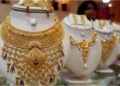 Gold, Silver Prices Fall On April 23; Gold Down Rs 927, Silver Drops Rs 4,700