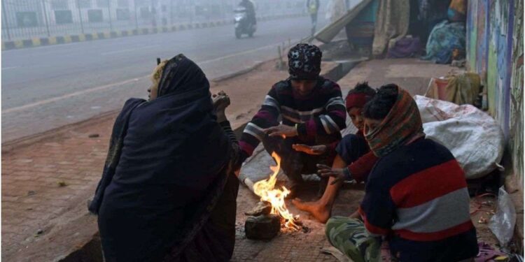 February Begins With Dense Fog In Bihar As IMD Issues Alert For 12 Districts, Light Rain Likely On February 3