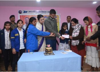 Bihar Panchayati Raj Minister Marks New Year with Visit to School for Visually Impaired Children in Patna