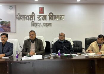 Bihar Government Warns Solar Street Light Agencies to Meet Deadlines or Face Payment Cuts