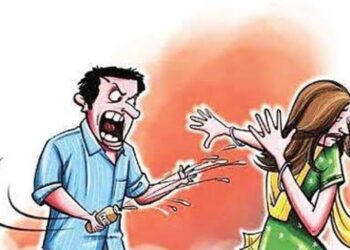 Acid Attack Over Unrequited Love: Distant Relative Burns Girl’s Face, Mother Injured; Suspect Arrested