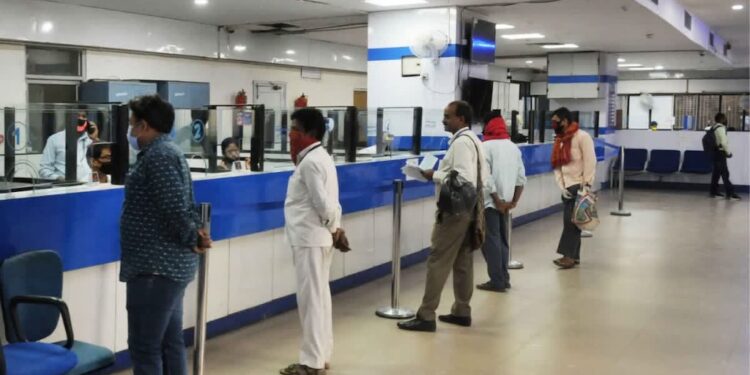 Nationwide Bank Strike Halts Branch Services At SBI, PNB And Other PSBs