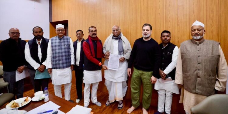 No Split in Bihar Congress, Says Party After MLAs Meet Kharge and Rahul Gandhi