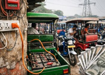 Only 643 E-Rickshaws Have Legal EV Connections in Patna; Free Electricity Misused,PESU Loses Lakhs Daily