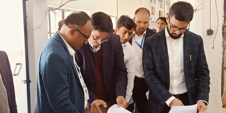North Bihar DISCOM’s MD Conducts Spot Inspection of Sheohar Electricity Facilities