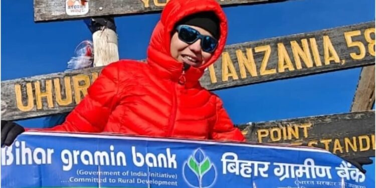 Bihar Mountaineer Moni Chaudhary Conquers Africa’s Highest Peak