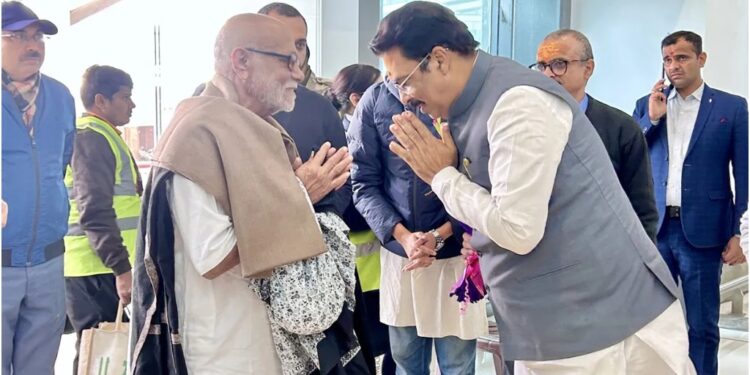 Morari Bapu’s Visit to Bihar: Ram Katha Begins, Message of Peace Echoes