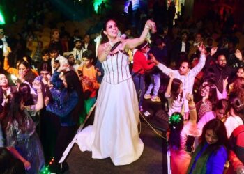 Midnight Celebrations Sweep Bihar as 2026 Begins with Music, Prayers and Packed Landmarks