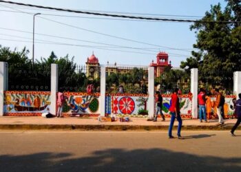 PMC Bans Posters And Banners On Public Walls, Warns Coaching Centres And Businesses Of Heavy Fines