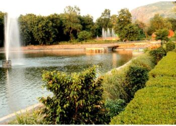 Bihar’s historic town of Rajgir is set to introduce the state’s first water-based laser light and sound show from 1 March, in a move officials hope will strengthen tourism and showcase the region’s religious and cultural heritage. The show will be staged daily at Pandu Pokhar, a historic water body in Rajgir, and will use lasers, music and fountains to project stories from the town’s ancient past onto a large water screen. According to the Bihar tourism department, the project is in its final stages, with the Bihar State Tourism Development Corporation overseeing preparations. Rajgir, which holds deep significance in both Buddhism and Jainism, is associated with the teachings of Gautama Buddha and Lord Mahavira. The new show will depict episodes from their lives alongside narratives highlighting Rajgir’s role as a centre of learning, spirituality and culture in ancient India. Officials said the water screen would serve as the focal point of the performance, allowing images of Buddha, Mahavira and historical scenes to appear as if floating on water. The presentation will combine laser projections, coloured lighting and surround sound to create what the department described as an immersive experience. The show will incorporate advanced fountain technologies, including high jets, dancing fountains, rainbow shooter jets, diamond jets and sunburst effects, alongside a musical fountain system designed to synchronise water movement with sound and light. Tourism officials expect the attraction to draw more visitors to Rajgir, particularly during evening hours, and generate economic benefits for hotels, transport services and local businesses. They described the initiative as a step towards positioning Bihar as a destination that combines heritage with modern tourism infrastructure. Rajgir has long featured prominently on Bihar’s tourism map, but authorities believe the new laser show could help transform Pandu Pokhar into one of the state’s flagship attractions, offering visitors a contemporary way to engage with centuries-old history.