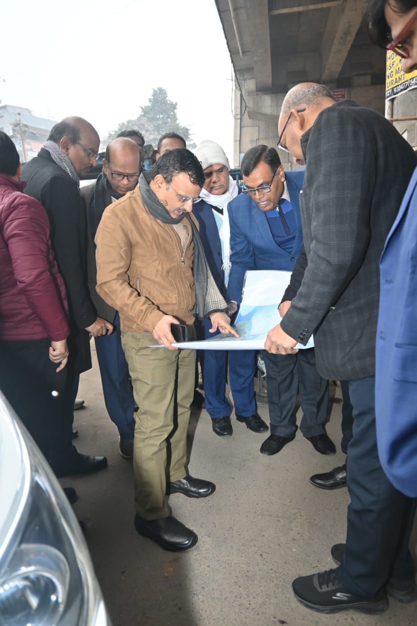 Bihar Road Secretary Inspects Key Infrastructure Projects in Nalanda, Reviews ROB Work Near Bakhtiyarpur
