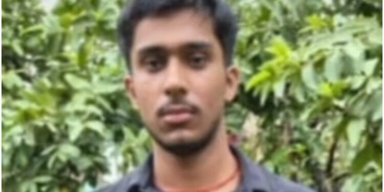 Teen Vanishes on Way to Coaching in Patna, Family Waits in Fear as Days Pass