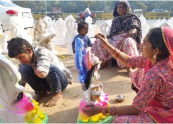 Saraswati Puja Buzz Grows in Bihar as Rajasthani Idols Win Hearts