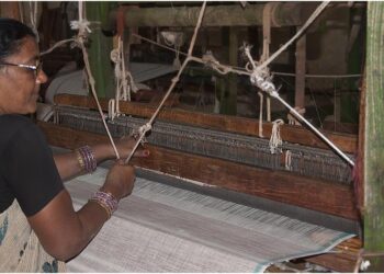 How a Small Bihar Village Built a New Life Around Khadi