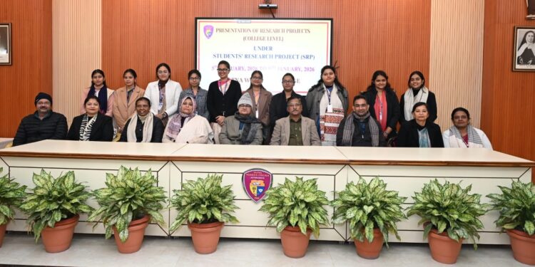 From AI To Climate Resilience: Students Present Research at Patna Women’s College