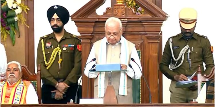 Bihar Governor Highlights Law and Order, CM and Tejashwi Smile as Budget Session Opens; Tejashwi Arrives in Wheelchair