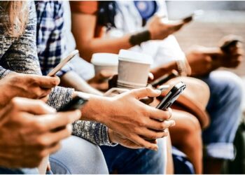 Why Is Gen Z’s IQ Falling Below Their Parents’? New Research Raises Concerns Over Cognitive Decline