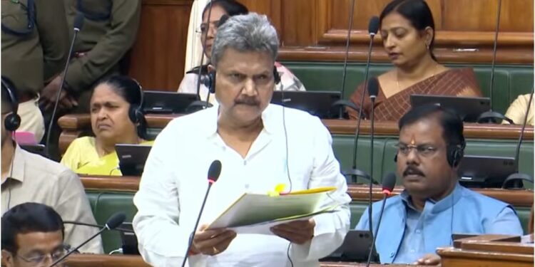 Bihar Government to Install Sanitary Pad Vending Machines in Schools Soon; Colleges to Be Asked to Introduce Disaster Management Curriculum