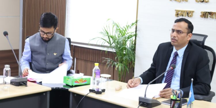 State government warns contractors of penalties for missing deadlines or compromising quality standards