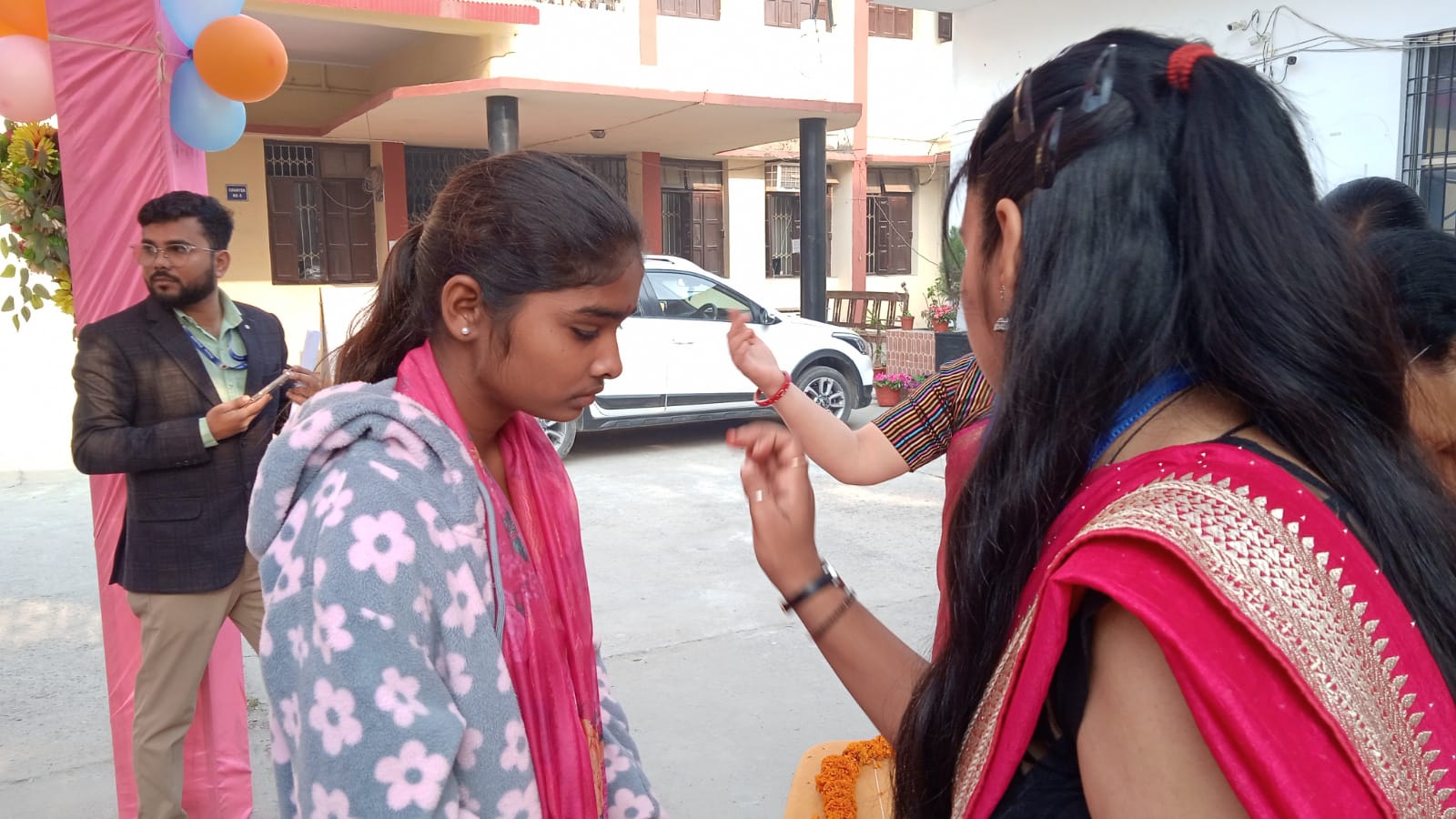 Bihar Matriculation Exams Begin Under Tight Security; Girls Given Grand Welcome At Model Centres